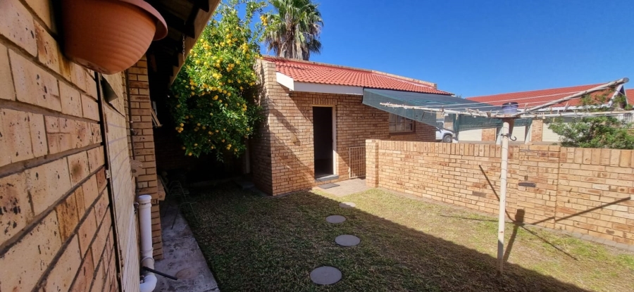 3 Bedroom Property for Sale in Minerva Gardens Northern Cape